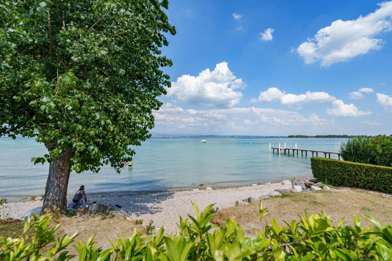 Lake Apartment Primea Сирмионе Экстерьер фото