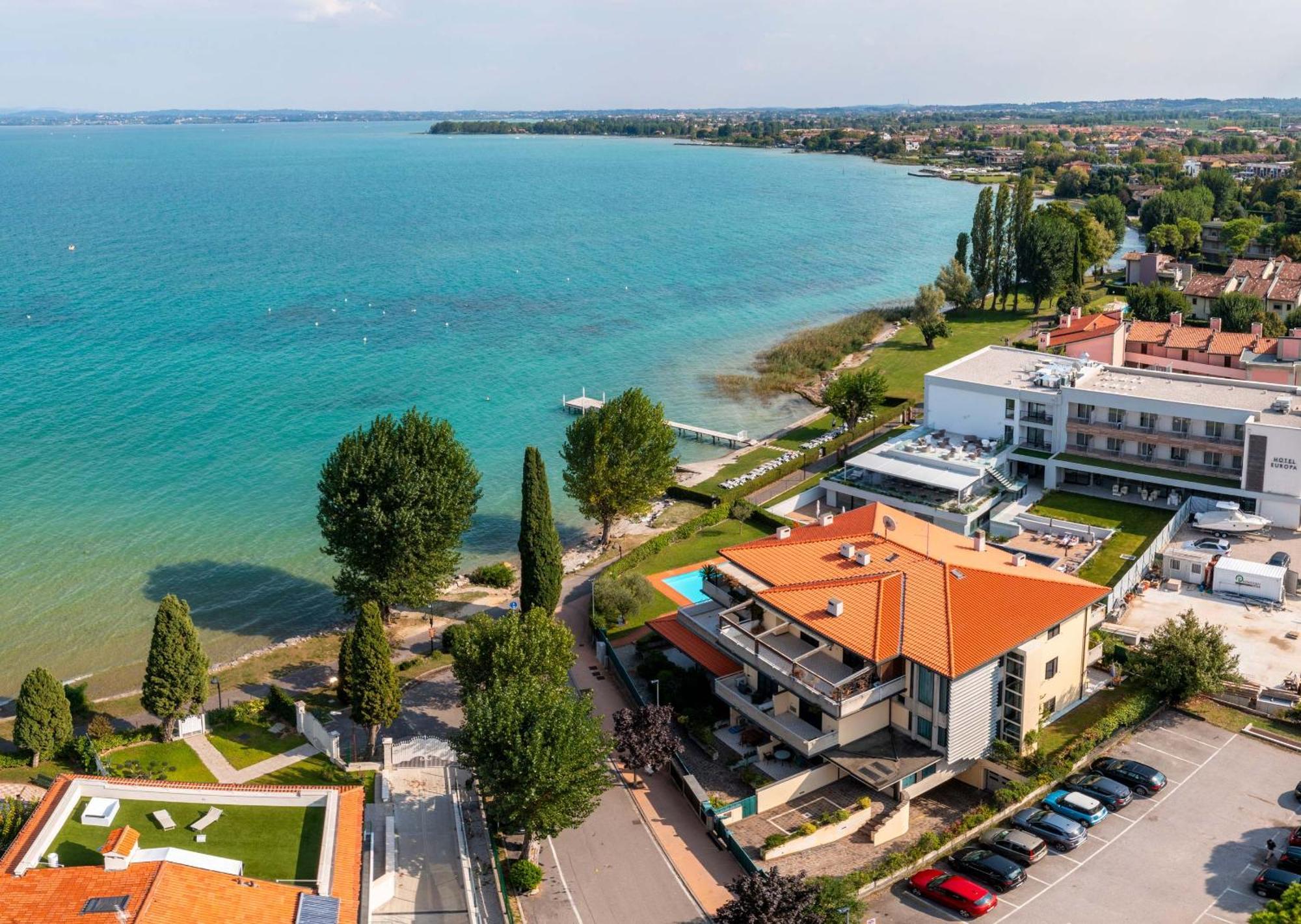 Lake Apartment Primea Сирмионе Экстерьер фото